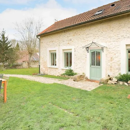 בית נופש Stone House With Garden Chantilly-senlis Avilly-Saint-Leonard